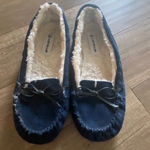 Navy blue mocassins